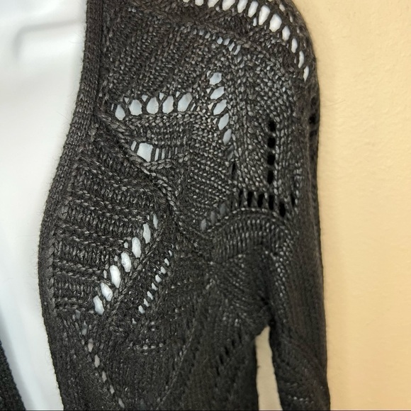 S Black Lace-Look Shrug Sweater Long Sleeve  Left On Houston Brand Small 4 6 - Picture 5 of 7